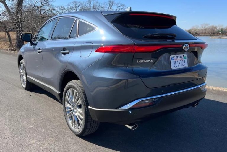 The New 2025 Toyota Venza Review, Redesign, and Release Date | Vehicle ...